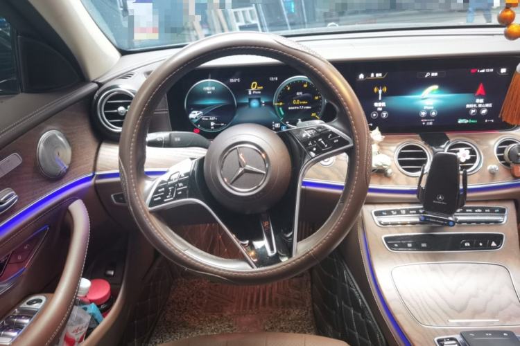 Used Mercedes-Benz E-Class 2022 E 300 L Stylish Model Steering Wheel