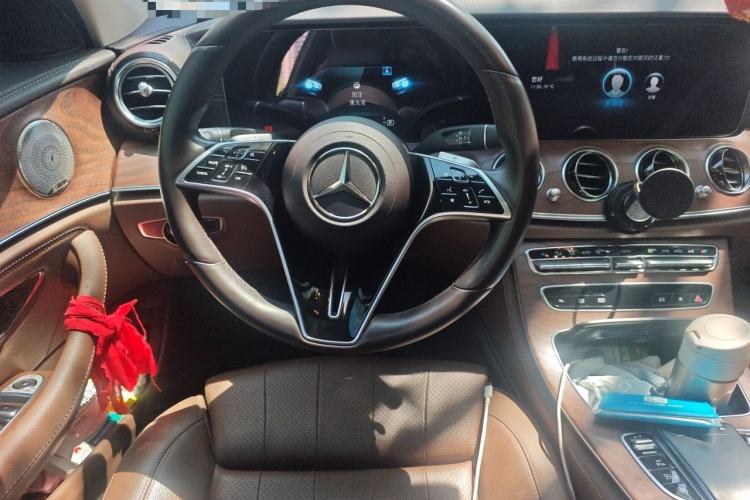 Used Mercedes-Benz E-Class 2022 Second Facelift E 300 L Luxury Edition Steering Wheel