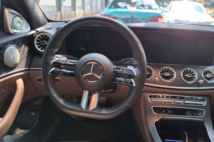 Used Mercedes-Benz E-Class 2022 Restyled E 260 L Sport Edition Steering Wheel