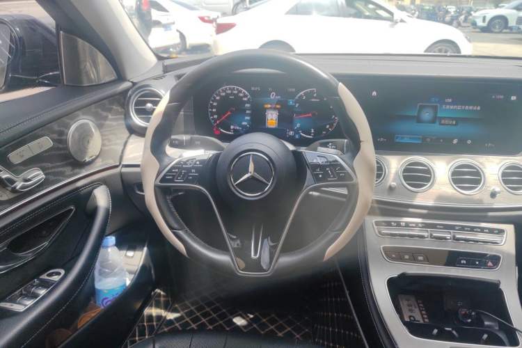 Used Mercedes-Benz E-Class 2022 E 300 L Stylish Model Steering Wheel