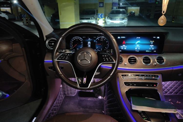 Used Mercedes-Benz E-Class 2022 Revised Version E 300 L Fashion Edition Steering Wheel
