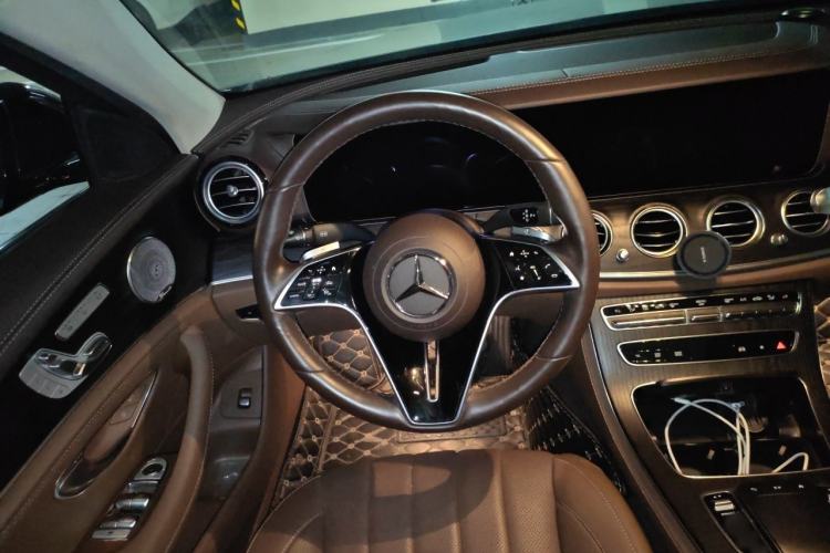 Used Mercedes-Benz E-Class 2022 Second Facelift E 300 L Prestige Edition Steering Wheel