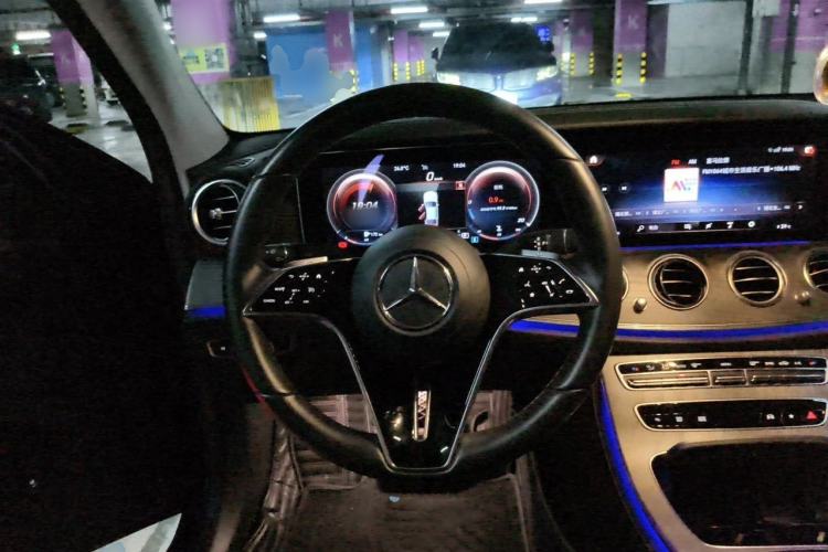 Used Mercedes-Benz E-Class 2022 E 300 L Luxury Model Steering Wheel