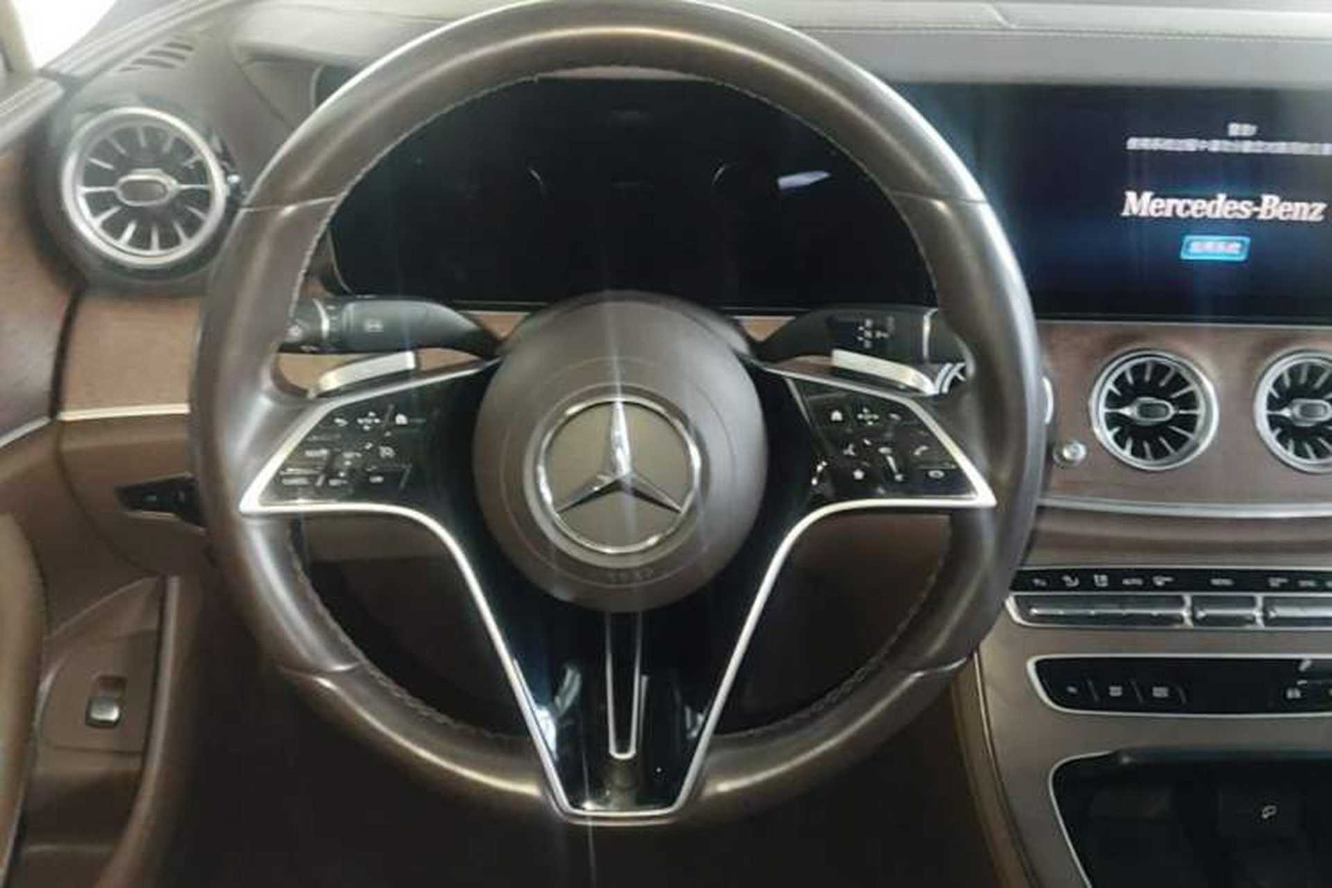 Used Mercedes-Benz E-Class 2022 Second Facelift E 300 L Fashion Edition Steering Wheel