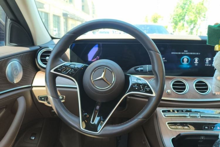 Used Mercedes-Benz E-Class 2022 E 300 L Luxury Model Steering Wheel