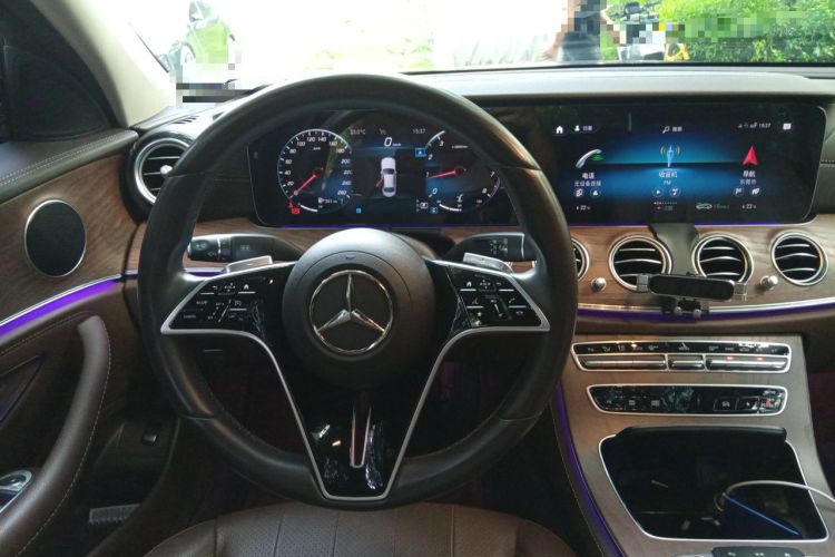 Used Mercedes-Benz E-Class 2022 Revised Version E 300 L Fashion Edition Steering Wheel