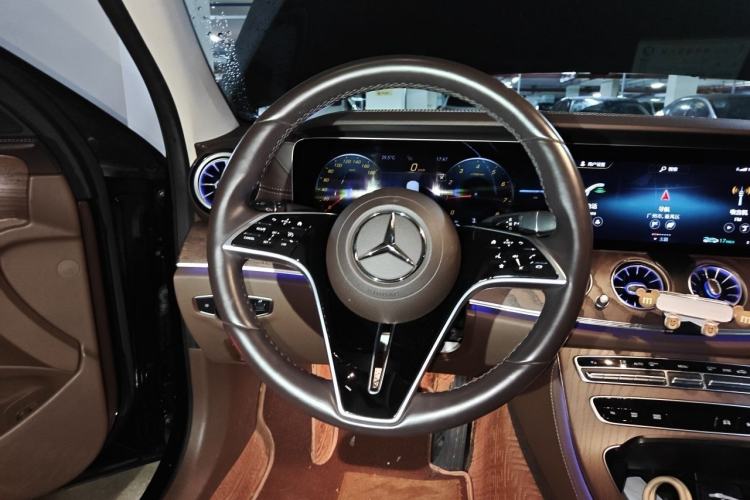Used Mercedes-Benz E-Class 2022 Second Facelift E 260 L Steering Wheel