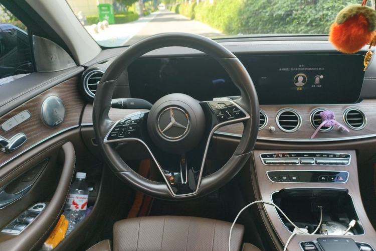Used Mercedes-Benz E-Class 2022 Second Facelift E 300 L Fashion Edition Steering Wheel