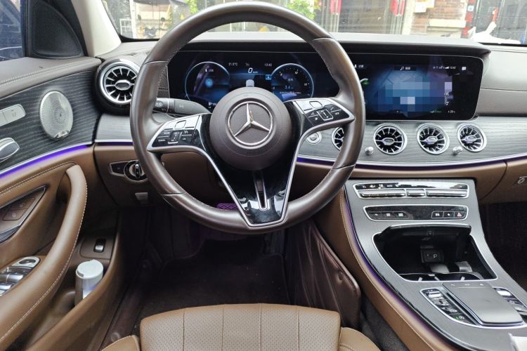 Used Mercedes-Benz E-Class 2022 Second Facelift E 300 L Luxury Edition Steering Wheel