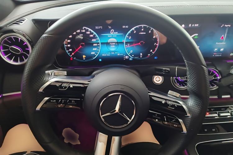 Used Mercedes-Benz E-Class 2022 Revised E 300 L Sport Luxury Edition Steering Wheel