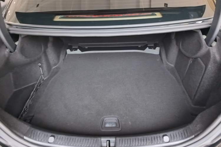 Used Mercedes-Benz E-Class 2022 E 300 L Stylish Model Trunk