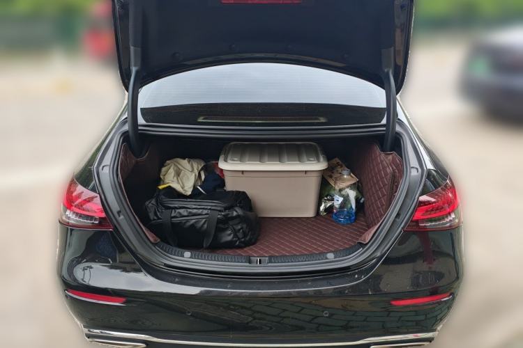 Used Mercedes-Benz E-Class 2022 Updated E 300 L Stylish Edition Trunk