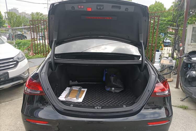 Used Mercedes-Benz E-Class 2022 Restyled E 260 L Sport Edition Trunk