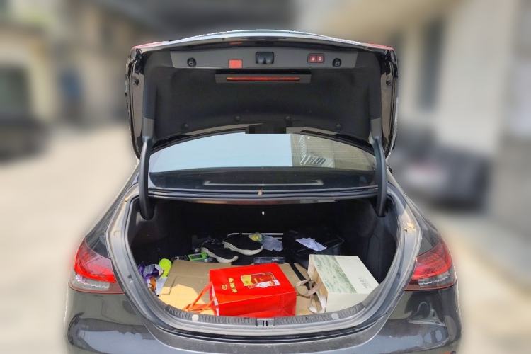 Used Mercedes-Benz E-Class 2022 Updated E 300 L Luxury Edition Trunk