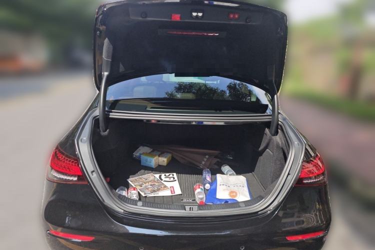 Used Mercedes-Benz E-Class 2022 Revised Version E 300 L Luxury Edition Trunk