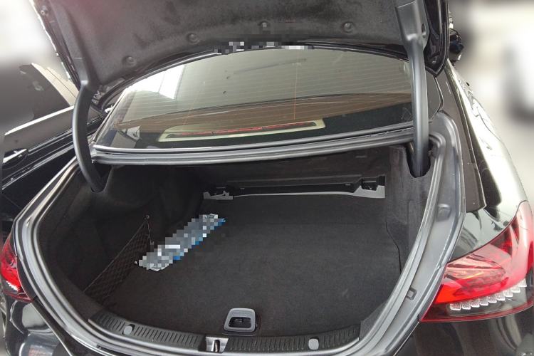 Used Mercedes-Benz E-Class 2022 Second Facelift E 300 L Luxury Edition Trunk