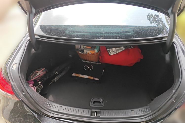 Used Mercedes-Benz E-Class 2022 E 260 Stylish Sports Edition Trunk