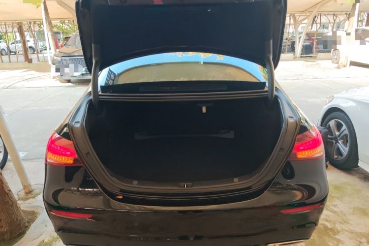 Used Mercedes-Benz E-Class 2022 E 260 Stylish Sports Edition Trunk