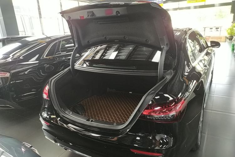 Used Mercedes-Benz E-Class 2022 Revised E 300 L Sport Luxury Edition Trunk