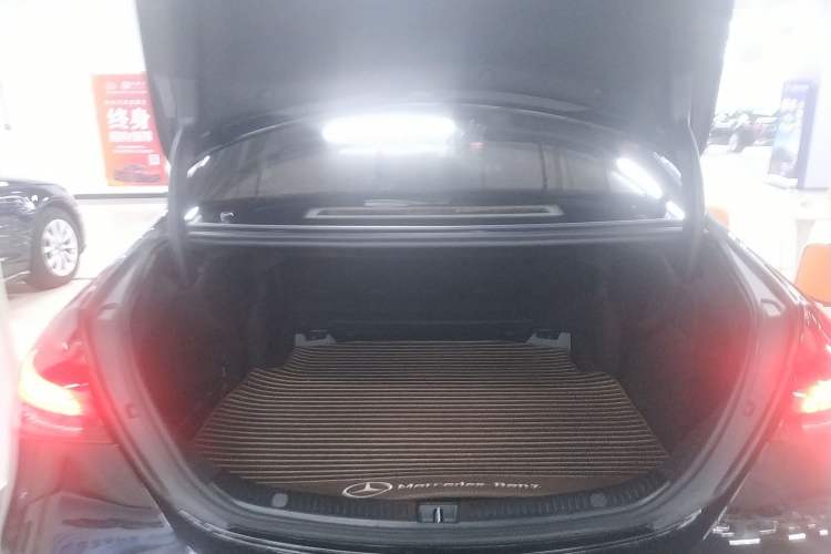 Used Mercedes-Benz E-Class 2022 Updated E 300 L Stylish Edition Trunk