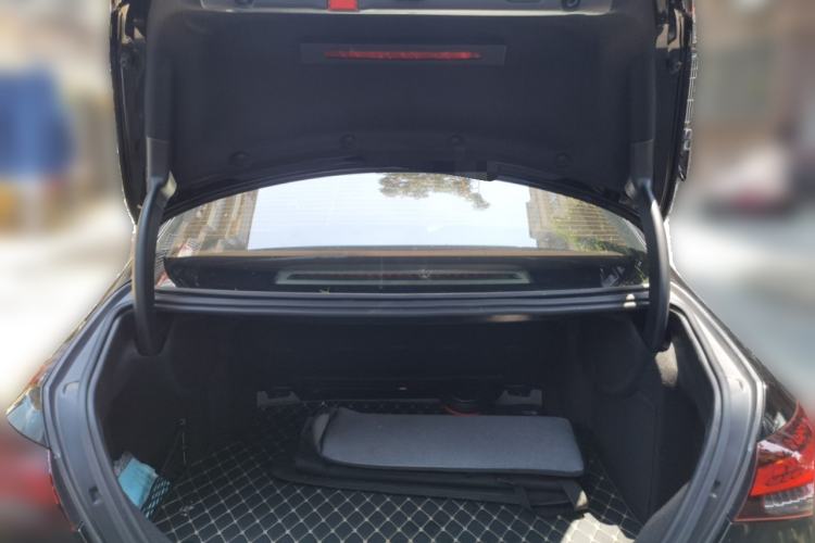 Used Mercedes-Benz E-Class 2022 Updated E 300 L Luxury Edition Trunk