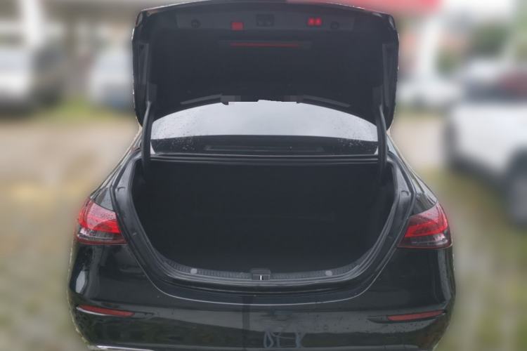 Used Mercedes-Benz E-Class 2022 Second Facelift E 300 L Luxury Edition Trunk