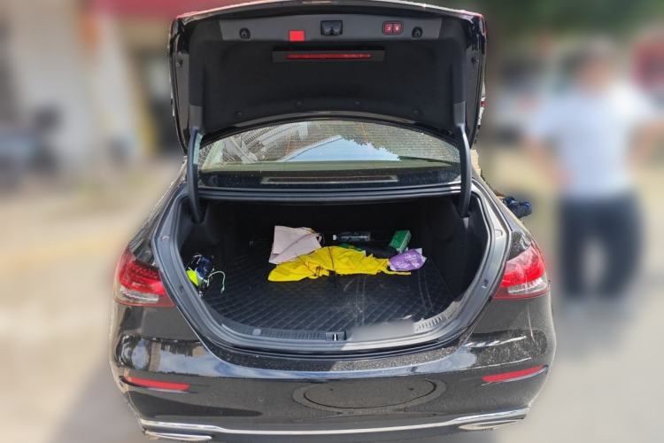 Used Mercedes-Benz E-Class 2022 Updated E 300 L Luxury Edition Trunk