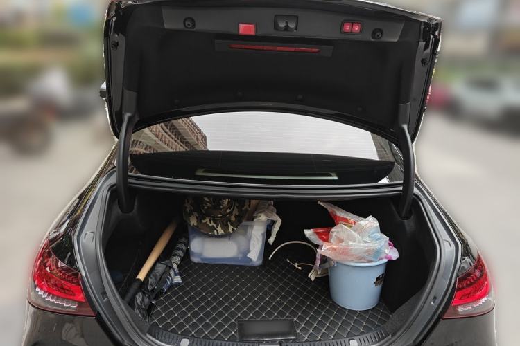 Used Mercedes-Benz E-Class 2022 Updated E 300 L Luxury Edition Trunk