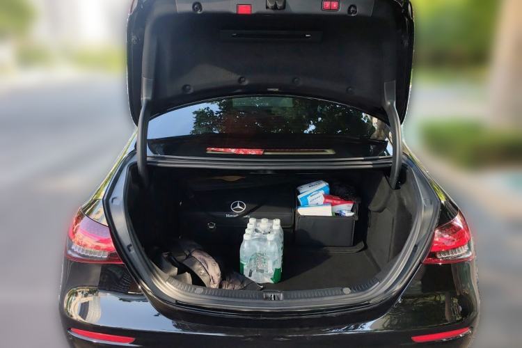 Used Mercedes-Benz E-Class 2022 Updated E 300 L Stylish Edition Trunk