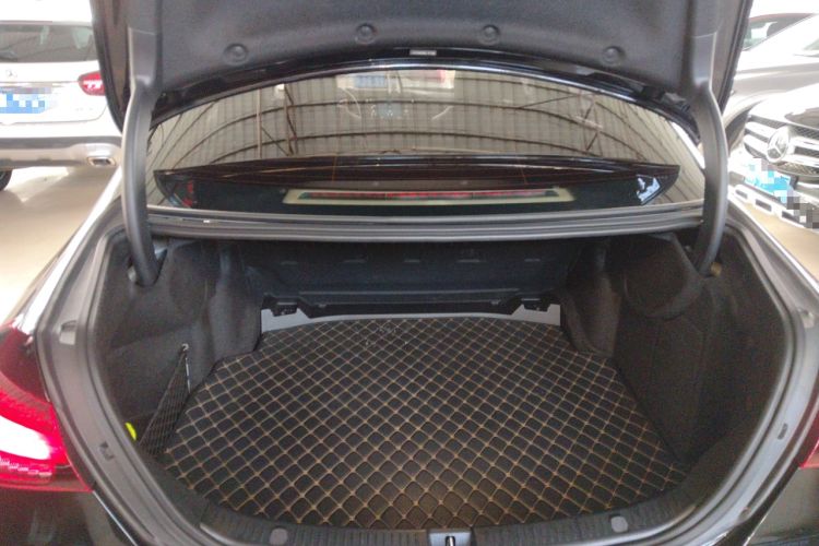 Used Mercedes-Benz E-Class 2022 E 300 L Stylish Model Trunk