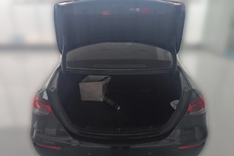 Used Mercedes-Benz E-Class 2022 Updated E 300 L Luxury Edition Trunk