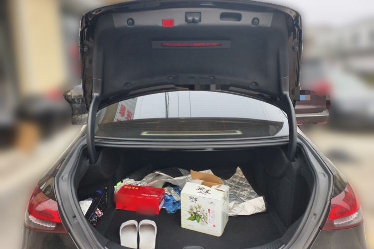 Used Mercedes-Benz E-Class 2022 Second Facelift E 260 L Trunk