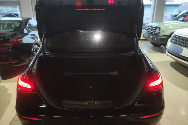 Used Mercedes-Benz E-Class 2022 Updated E 300 L Stylish Edition Trunk