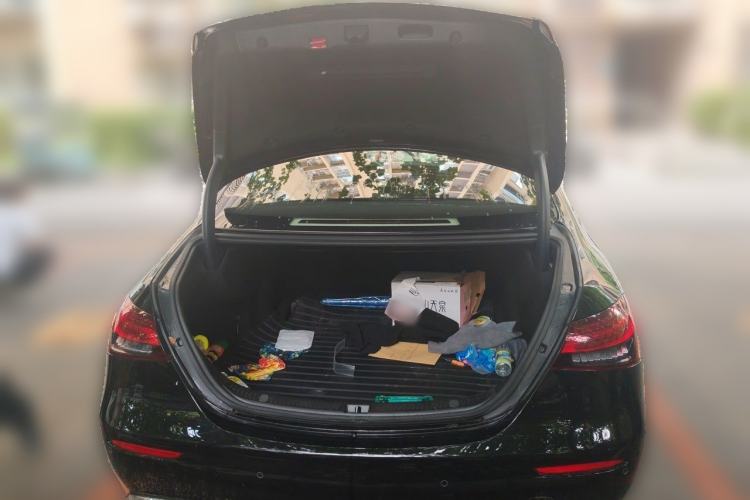 Used Mercedes-Benz E-Class 2022 E 260 L Trunk