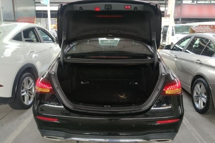 Used Mercedes-Benz E-Class 2022 Second Facelift E 300 L Sporty and Stylish Edition Trunk