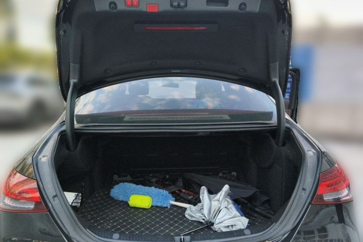 Used Mercedes-Benz E-Class 2022 E 260 L Trunk