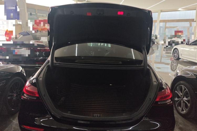 Used Mercedes-Benz E-Class 2022 Revised Version E 300 L Fashion Edition Trunk