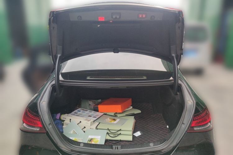 Used Mercedes-Benz E-Class 2022 Revised Version E 300 L Fashion Edition Trunk