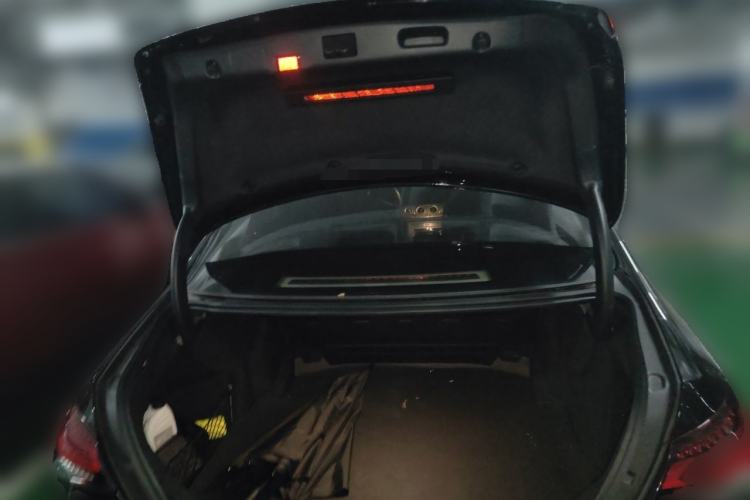 Used Mercedes-Benz E-Class 2022 Second Facelift E 260 L 4MATIC Trunk