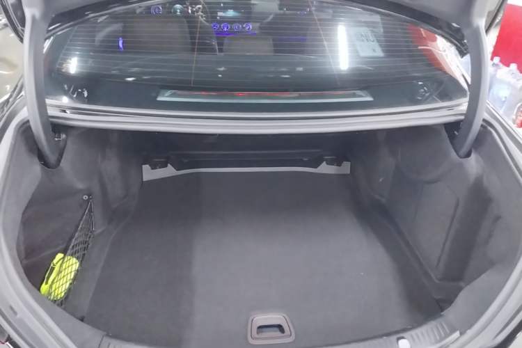Used Mercedes-Benz E-Class 2022 E 260 L Sport Edition Trunk