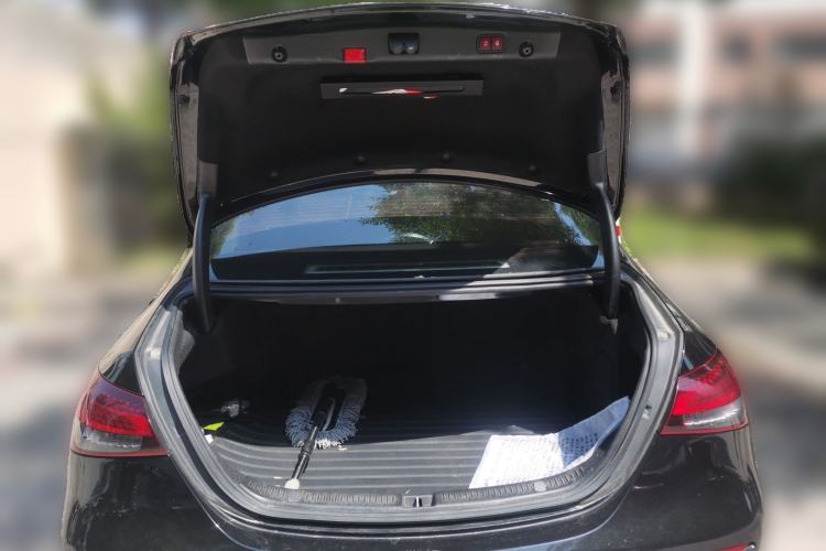 Used Mercedes-Benz E-Class 2022 Updated E 300 L Stylish Edition Trunk