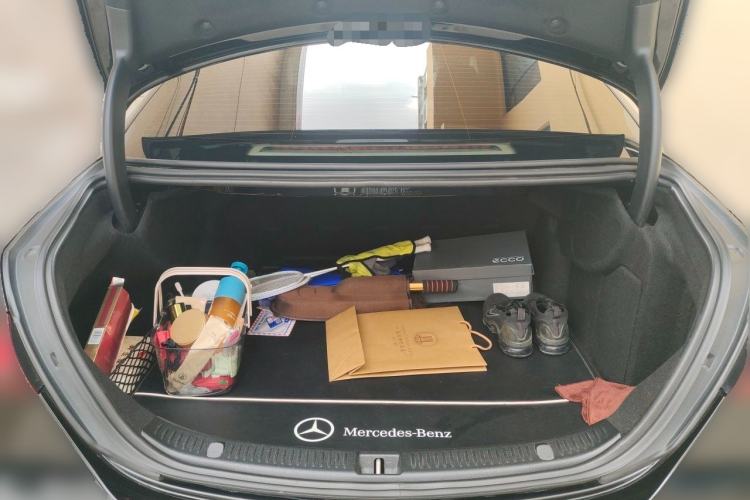 Used Mercedes-Benz E-Class 2022 E 260 L Trunk