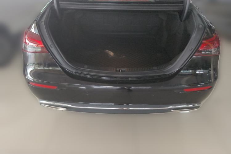 Used Mercedes-Benz E-Class 2022 Second Facelift E 260 L Trunk