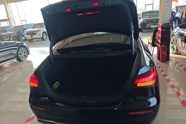 Used Mercedes-Benz E-Class 2022 Updated E 300 L Stylish Edition Trunk
