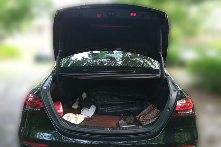 Used Mercedes-Benz E-Class 2022 Revised Version E 300 L Fashion Edition Trunk
