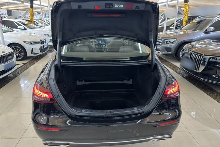 Used Mercedes-Benz E-Class 2022 Revised Version E 300 L Luxury Edition Trunk