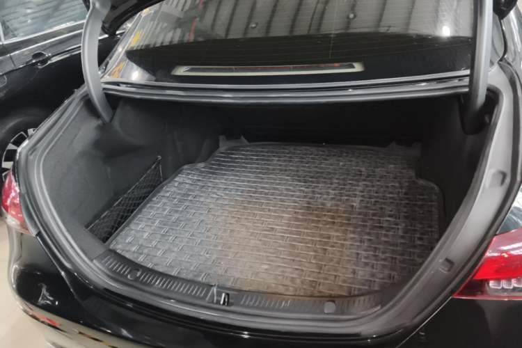 Used Mercedes-Benz E-Class 2022 Revised Version E 300 L Luxury Edition Trunk