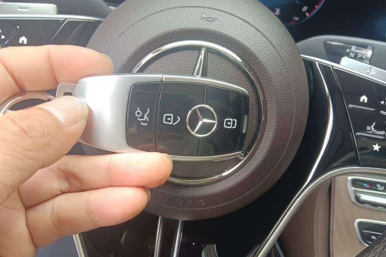 Used Mercedes-Benz E-Class 2022 E 300 L Luxury Model Vehicle Key