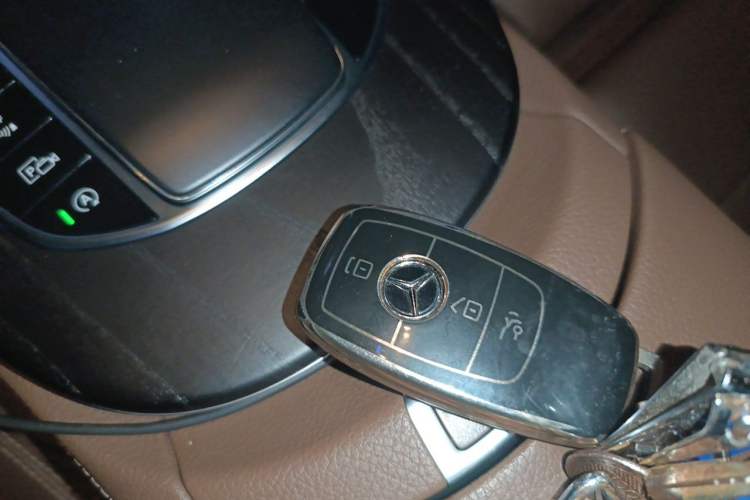 Used Mercedes-Benz E-Class 2022 Revised E 300 L Sporty and Stylish Edition Vehicle Key