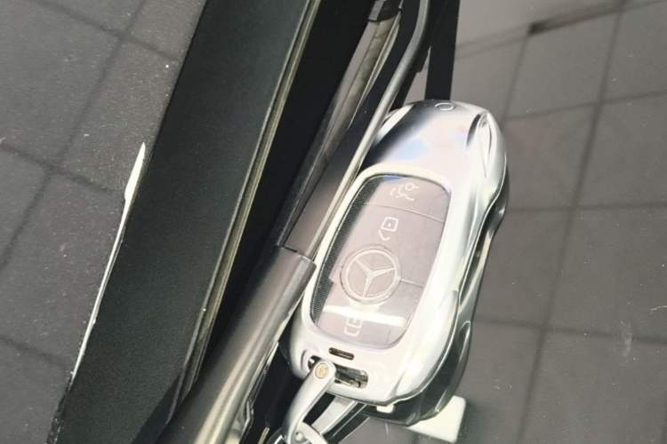 Used Mercedes-Benz E-Class 2022 Revised Version E 300 L Luxury Edition Vehicle Key
